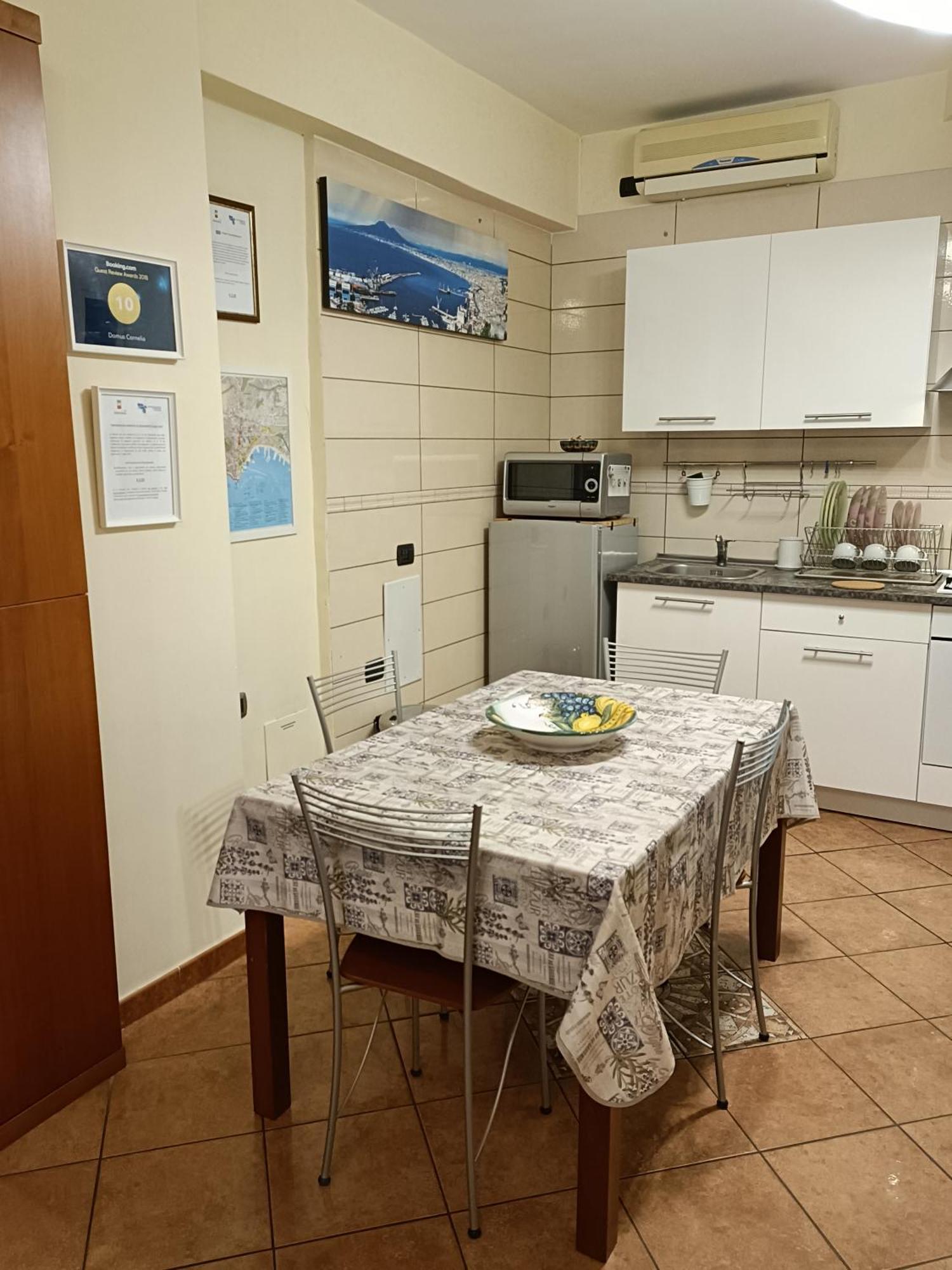 Domus Cornelia Apartment Naples Room photo